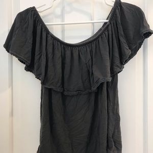 American Eagle off the shoulder tee